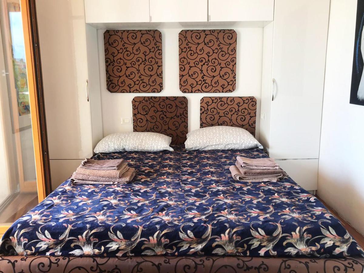 Luxury Apartments - Le Fate - Residence With Pool Manerba del Garda Luaran gambar