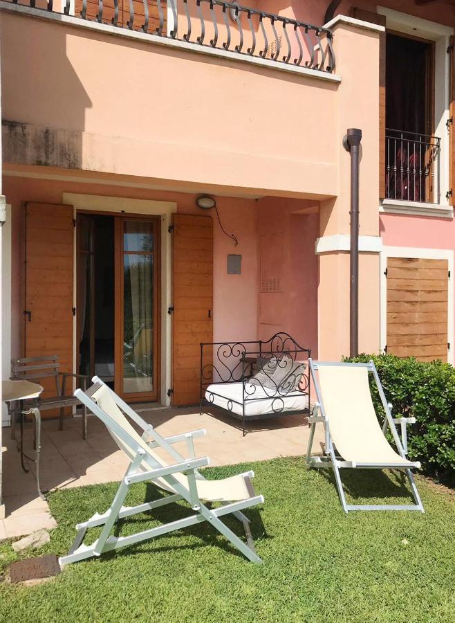 Luxury Apartments - Le Fate - Residence With Pool Manerba del Garda Luaran gambar