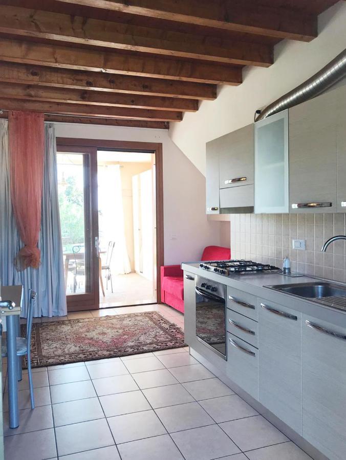 Luxury Apartments - Le Fate - Residence With Pool Manerba del Garda Luaran gambar