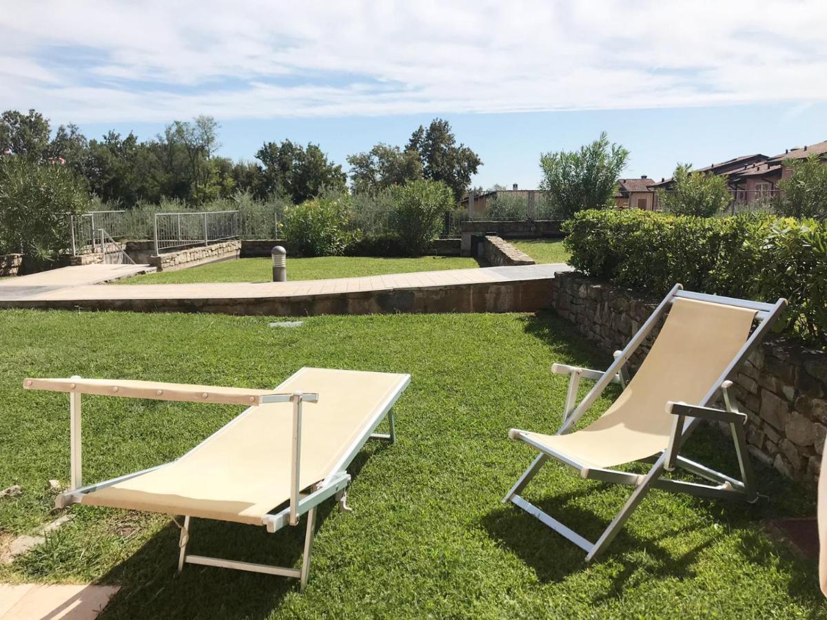 Luxury Apartments - Le Fate - Residence With Pool Manerba del Garda Luaran gambar