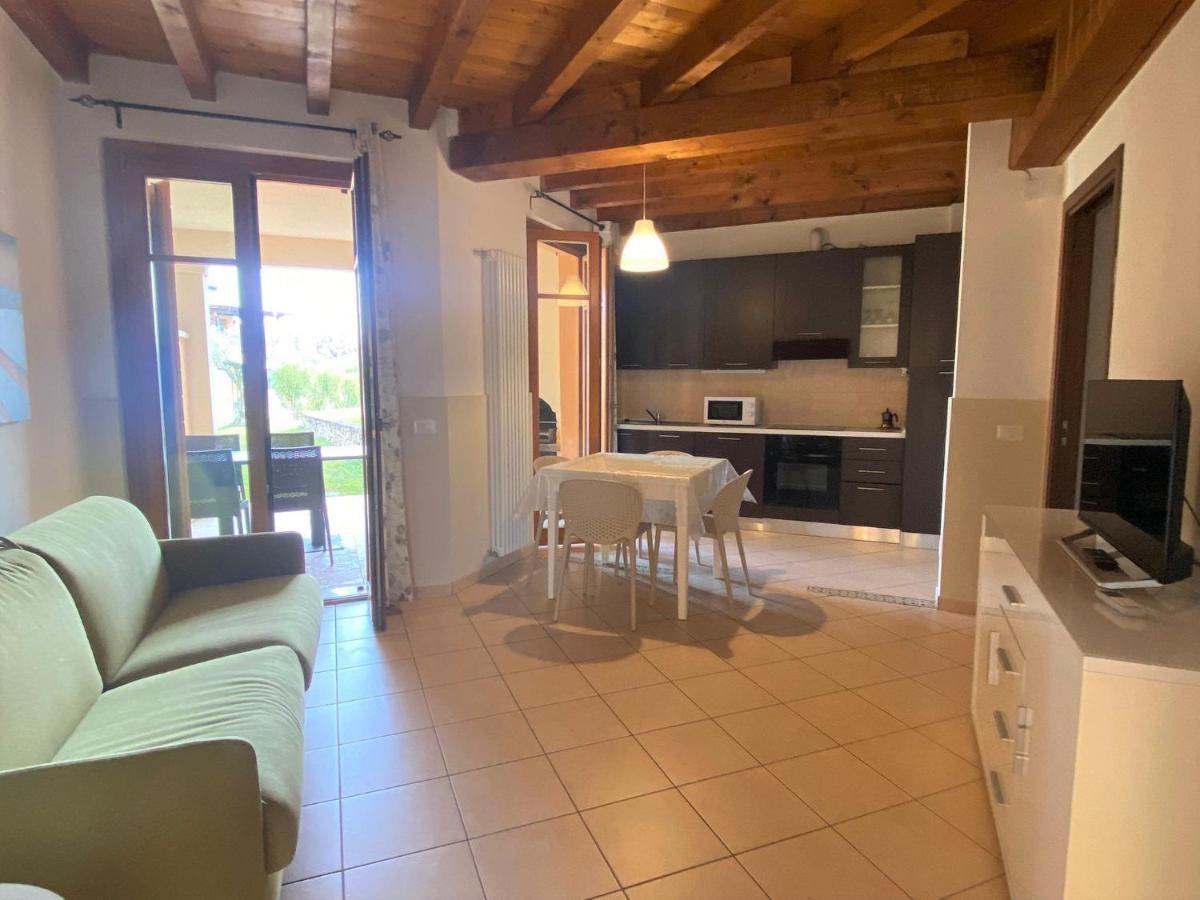 Luxury Apartments - Le Fate - Residence With Pool Manerba del Garda Luaran gambar